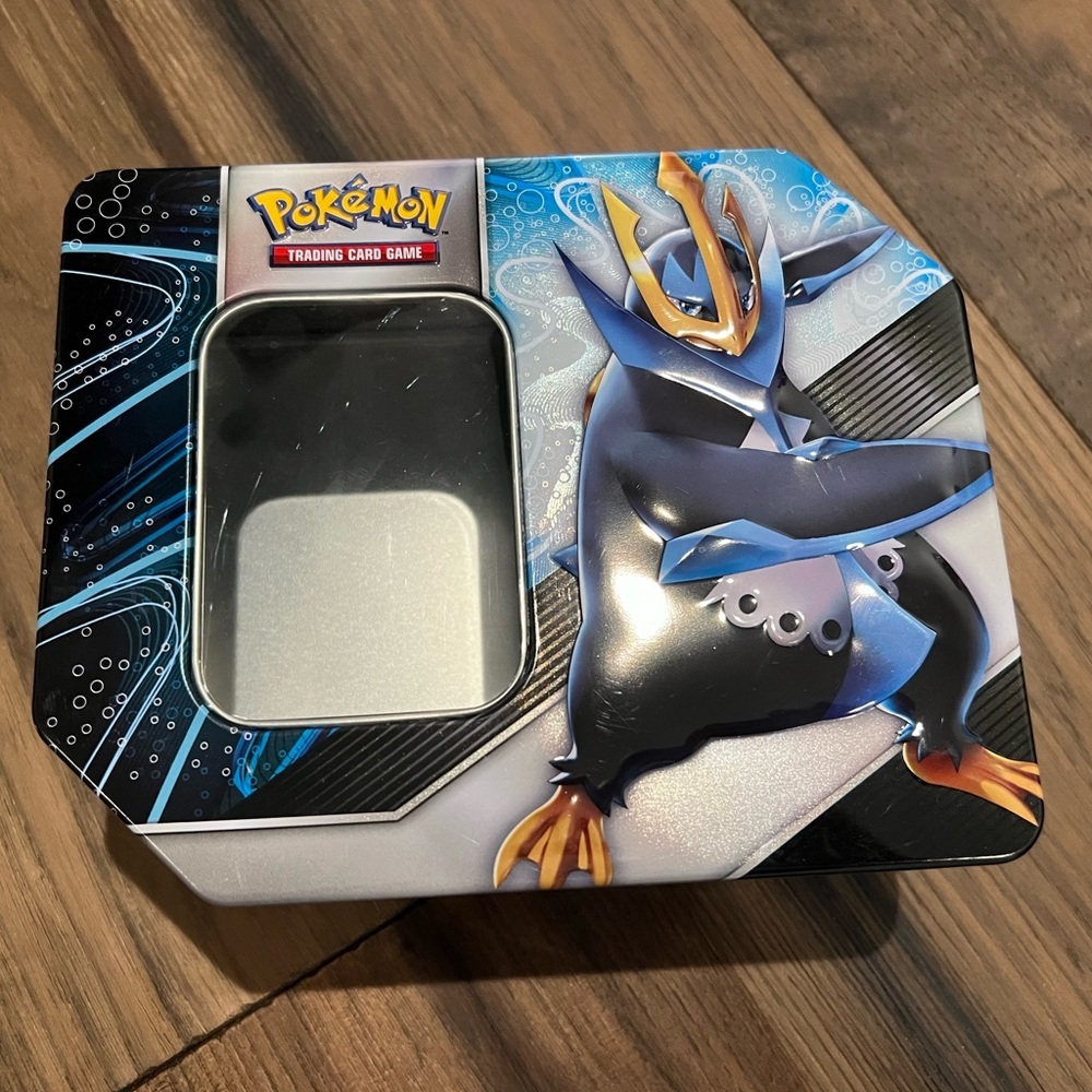 Pokémon Trading Card Game Tin Empoleon
****tin only
*****no cards